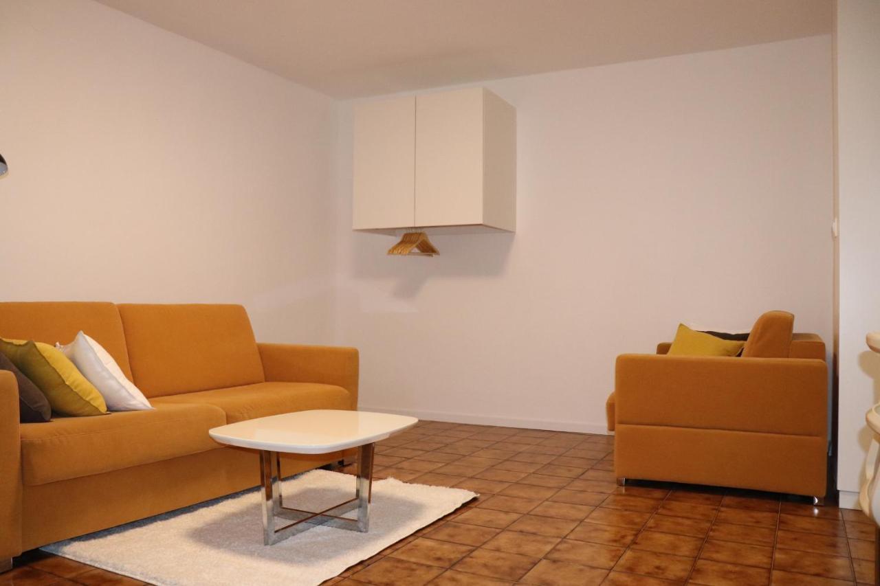 Apartments Zvezdica*** With Garden Zambratija  Dış mekan fotoğraf